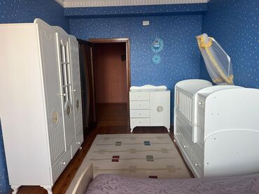 Mebel: Oğlan və qız üçün, Beşik