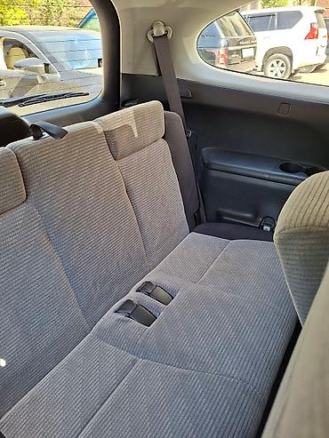 Honda: Honda Stream: 2004 г., 1.7 л, Автомат, Бензин, Минивэн — 9