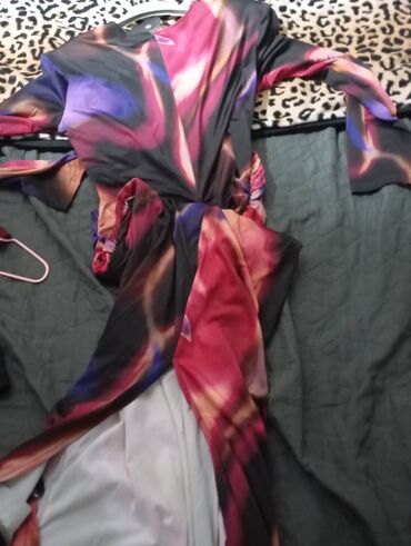 Haljine: A-Dress M (EU 38), bоја - Crna, Oversize, Kratkih rukava — 9