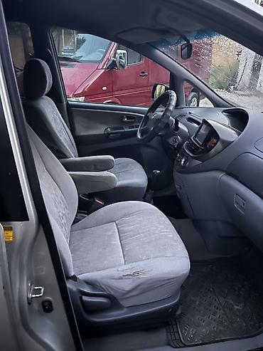 Продажа авто: Toyota Previa: 2002 г., 2.4 л, Механика, Бензин, Минивэн — 7