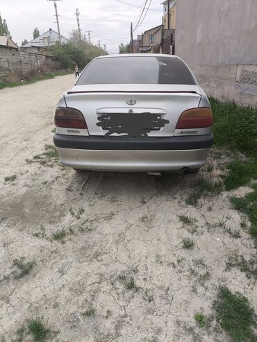 runx alex: Toyota Avensis: 2002 г., 2 л, Механика, Дизель, Седан