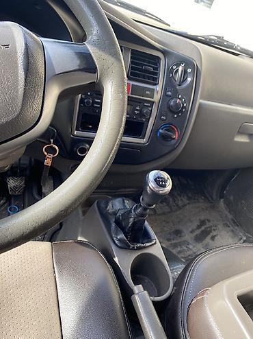 Hyundai: Hyundai Porter: 2017 г., 2.5 л, Механика, Дизель, Универсал — 14