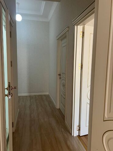 Uzunmüddətli kirayə mənzillər: Sumqayıt,Bulvar ərazisində,10 mərtəbəli binanın,9-cu mərtəbəsində,2 — 8