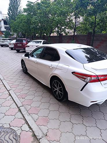 corolla 2016: Toyota Camry: 2019 г., 2.5 л, Автомат, Бензин, Седан — 4