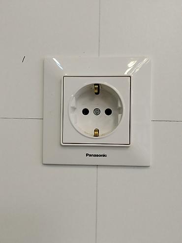 pan: Розетка, С заземлением, Panasonic, Встроенные, 1 гнездо — 1
