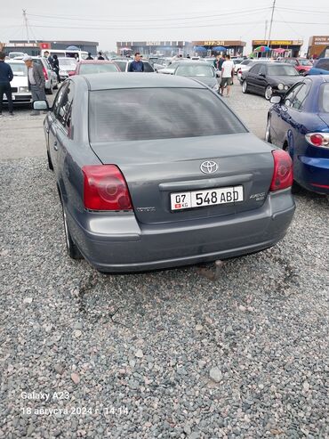 таета дует: Toyota Avensis: 2004 г., 2 л, Механика, Дизель, Седан