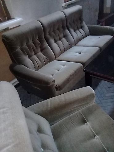 Divanlar: Divan, İşlənmiş, Açılan, Bazalı, Vеlur parça, Çatdırılma yoxdur — 1