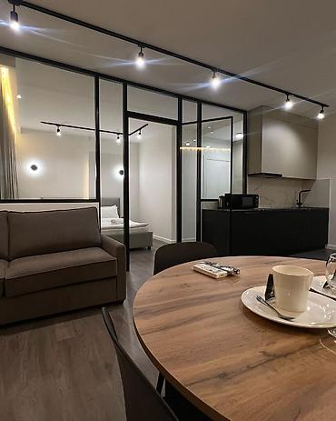 Посуточная аренда квартир: 1 комната, Душевая кабина, Постельное белье, Кондиционер — 3