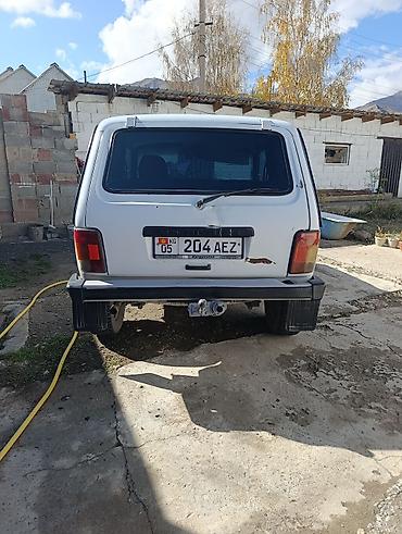mazda famili: ВАЗ (ЛАДА) : 2005 г., 1.7 л, Кол менен иштөөчү, Бензин, Универсал — 5