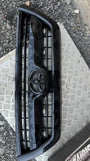 Автозапчасти: Решётка радиатора Toyota 4runner — 1