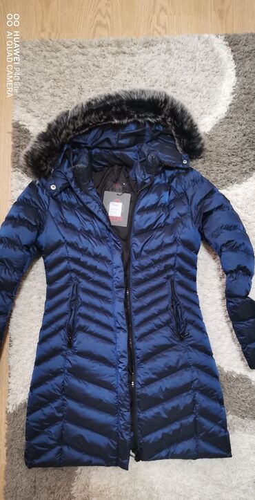 Winter jackets: M (EU 38), Single-colored, With lining