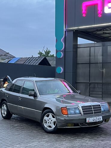 ксд 2 0: Mercedes-Benz W124: 1992 г., 2 л, Механика, Бензин, Седан