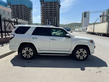 Toyota: Toyota 4Runner: 2018 г., 4 л, Робот, Газ, Внедорожник