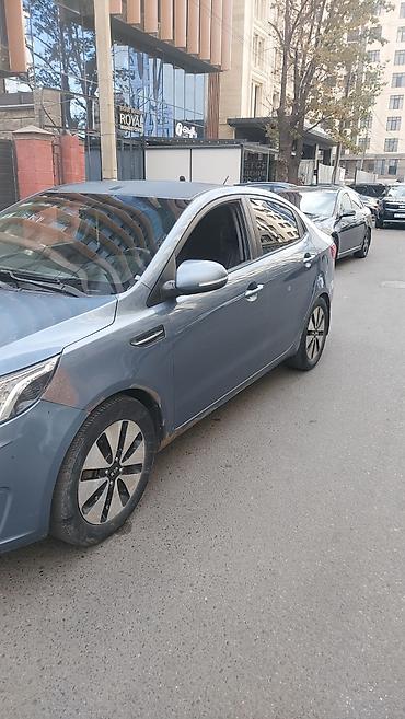 лада 10: Kia Rio: 2011 г., 1.6 л, Автомат, Бензин, Седан — 5