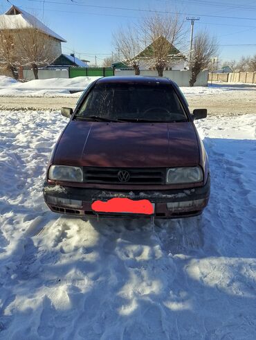 Volkswagen: Volkswagen Vento: 1995 г., 1.8 л, Механика, Бензин, Седан