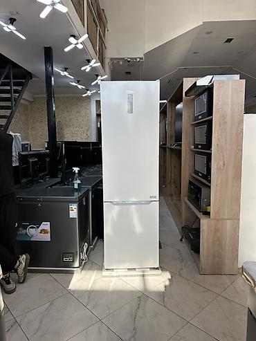 Холодильники: Холодильник Midea, Двухкамерный — 12