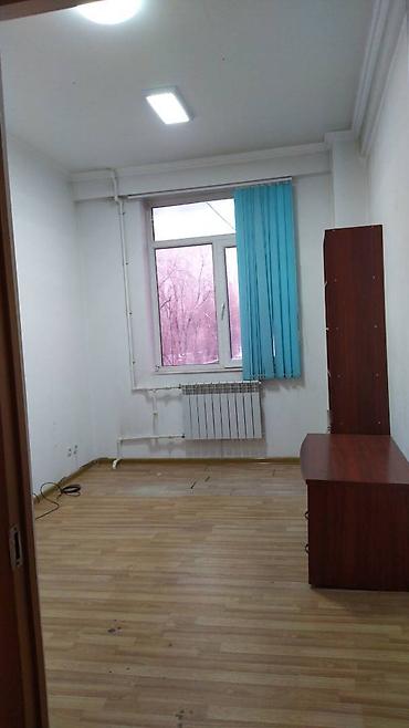 18: Сдаем кабинет для бизнеса. 18 кв. Цена аренды в месяц 15000. Доступ — 3