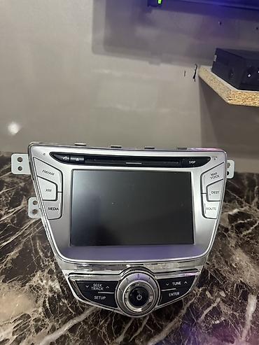 airpods qulaqcıq: Hyundai OEM avtomobil multimedia/radio bloku və ön panel çərçivəsi — 5
