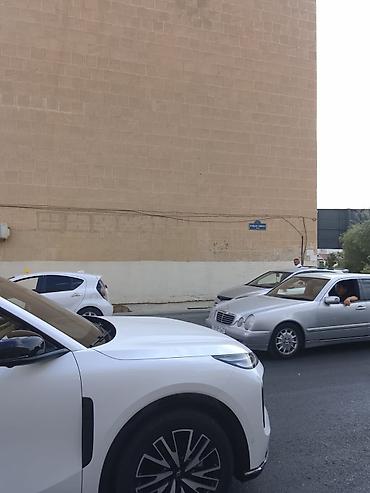 kiraye evler ucuz: Ev uzunmüddətli verilir .077_100_37_40. Lökbatanda Qaradağ şadlıq — 10