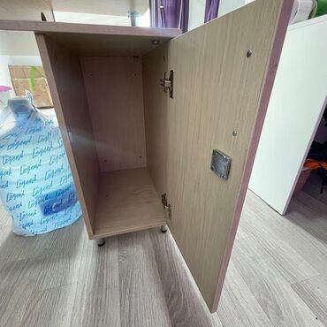 Письменные столы: Письменный стол, Б/у — 5