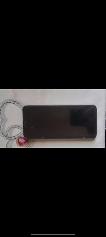 hdd 2 tb: Məhsul: Redmi smartfon (arka qapaqda “Redmi” yazısı olan model) — 1
