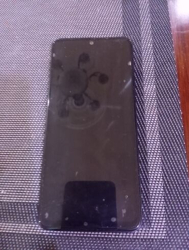 Redmi: Redmi 13. 256 yaddaw - Marka: Redmi (Xiaomi ekosistemi) - Rəng: Qara
