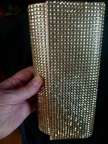 Çantalar: Qızılı rəngli daşlı gecə çantası (clutch) - Parlaq qızılı rəngdə — 1