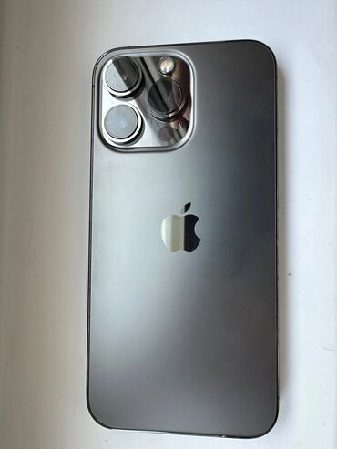 Apple iPhone: IPhone 13 Pro, 128 ГБ, Черный, Зарядное устройство, Защитное стекло, Чехол, 85 %