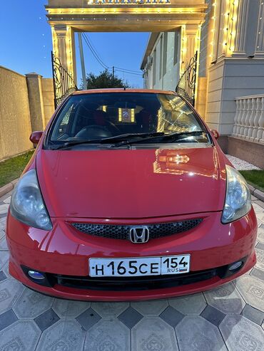 машинка б у: Honda Fit: 2003 г., 1.3 л, Вариатор, Бензин, Хетчбек