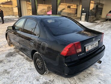 Honda: Honda Civic: 2003 г., 1.7 л, Механика, Бензин, Седан