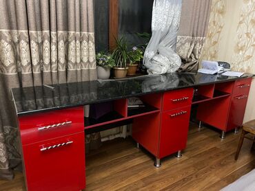 помощник салон: Г.Жалал-Абад парикмахерский стол на 2 места(новая) столешница,акрил