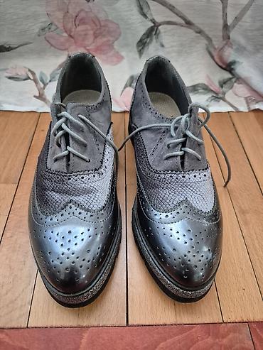 elisabetta franchi jakne: Ženske oxford cipele, sivo-metalik - Model: klasične oxford/brogue sa — 2