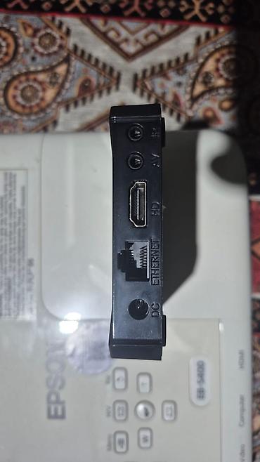 proyektir: Epson EB-S400 proyektor - 3LCD texnologiyası ilə parlaq və təbii — 7