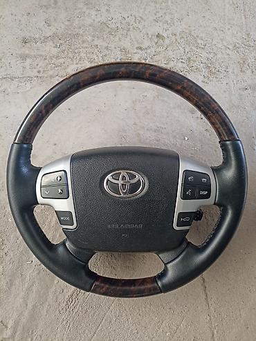Руль Toyota с деревянными вставками и кожаной отделкой - Оригинальный
