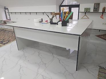 masa ofis: Iki eded boyuk teze masa 183 × 125 olcudedi ikiside. MDF Sifarisle — 2