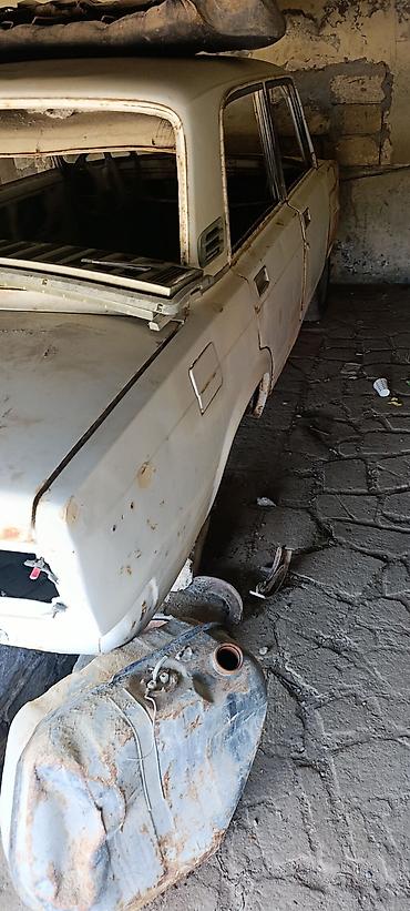 volkswagen polo v: Salam Aleykum VAZ 2107 sökülür ehtiyat hissesi kime lazımdır buyursun — 2