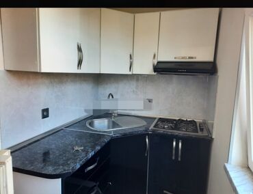 mingecevirde ev elanlari: Yeni yasamalda 9/6 da 1 otaq 2 e duzelme 40 kv temirli esyali menzil