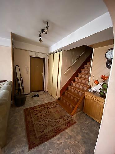 московская белинка: 3 комнаты, 82 м², ул. Московская / Уметалиева Индивидуалка, 5 этаж, Старый ремонт — 1