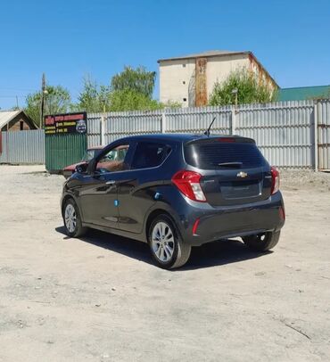 накладки хром: Chevrolet Spark: 2019 г., 1 л, Вариатор, Бензин, Хетчбек