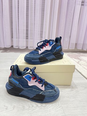 zhenskie krossovki puma fenty: Puma, Ölçü: 36.5, rəng - Göy, Yeni