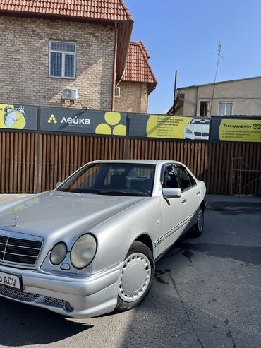 зайчик лупарик: Mercedes-Benz E 240: 1998 г., 2.4 л, Автомат, Бензин, Седан