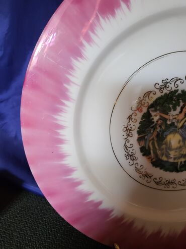 Kuhinjski setovi: Tanjir madonna japanski porcelan 80te. Tanjir je bez ostecenja sve — 4