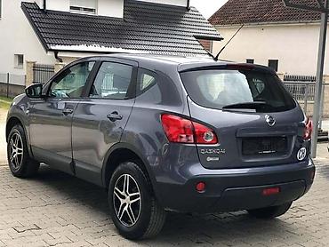 Ostali delovi enterijera: Nissan — 13