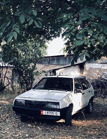 сидения на ниву: ВАЗ (ЛАДА) 2109: 1990 г., Механика, Хэтчбэк — 1
