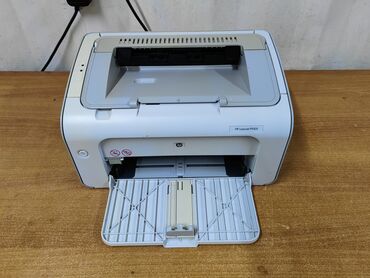 ноутбуу: Принтер HP P1005 в хорошем состоянии. Печатает отлично. Кабели в