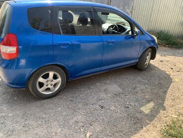 Honda: Honda Fit: 2004 г., 1.5 л, Вариатор, Бензин, Хэтчбэк