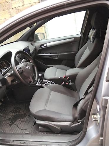 Opel: Opel Astra H, 5 qapılı hetçbek, boz rəng. - Yığcam və praktik kuzov — 8