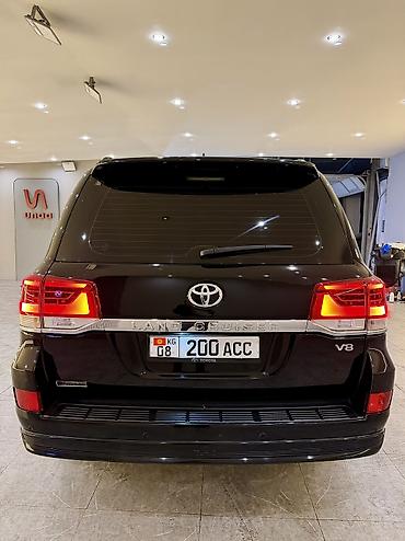 lend cruizer: Toyota Land Cruiser: 2017 г., 4.6 л, Автомат, Внедорожник — 8