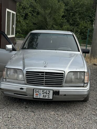 двигатель м103: Срочно продается мерс 124 год 1993 объем 3.2 привод задний Руль