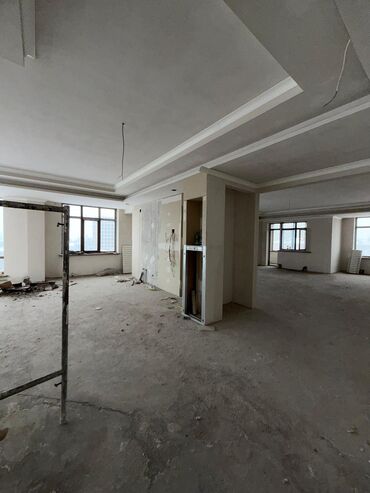 Продажа квартир: 5 и более комнат, 255 м² — 12